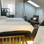 Etxean